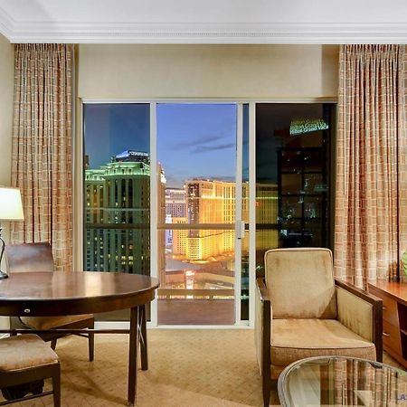 Mgm Signature-29-607 F1 Track & Strip View Balcony Лас-Вегас Экстерьер фото